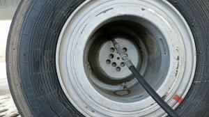 Ту-144Д: зарядка пневматиков шасси