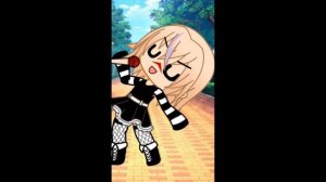 если вы наткнулись на это видео то знаете кто старше вас но плохо мантирует и делает обработки)))