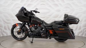 Harley-Davidson CVO Road Glide vin 5HD1TCLE8JB951225
