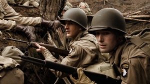 Учения десантников в лесу. Отрывок из фильма: Братья по оружию