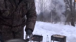 В мороз на шашлык.В лесу жарим шашлык,летаем на дроне.