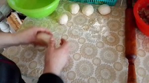 Субботний день,жарим чебуреки.