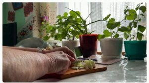 Счастливая пожилая семейная пара в горах, вдали от цивилизации #Михаил_и_Хафия