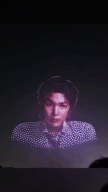 Шоу дронов в Сеуле в честь BTS,спустя почти четыре года группа возобновляет гастрольную деятельность