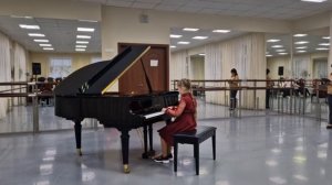 Демьянцева Есения.