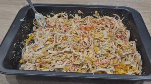 Уж очень вкусный салат за 2 минуты. Всего 3 простых продукта в составе.