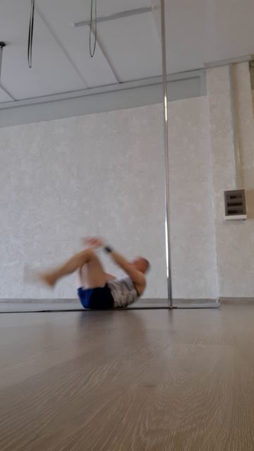 Кувырок со стойки (Александр Странник https://vk.com/far_familiar)