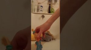 сериал игра в кальмара 1 сезон 1 серия