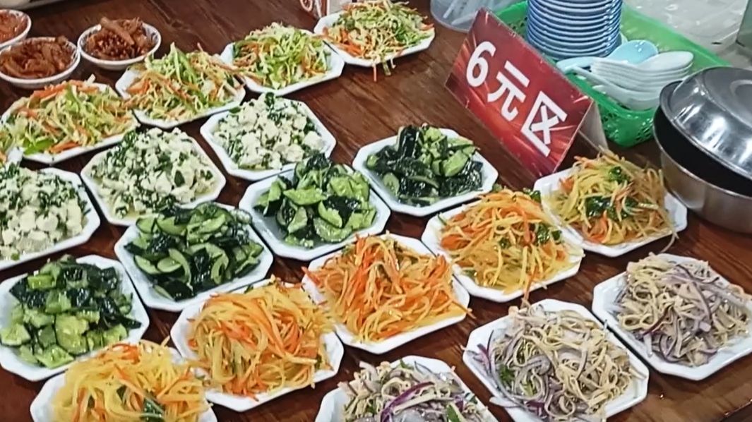 Кафешки на Санья Бэй. Санья. Хайнань