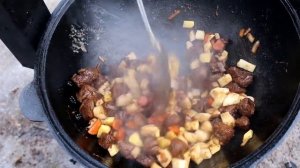 ЛАГМАН Готовим в казане на костре.mp4