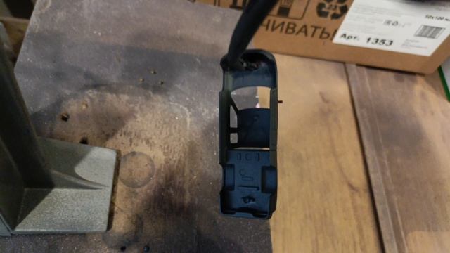 1/64 DODGE RAM CASTOM