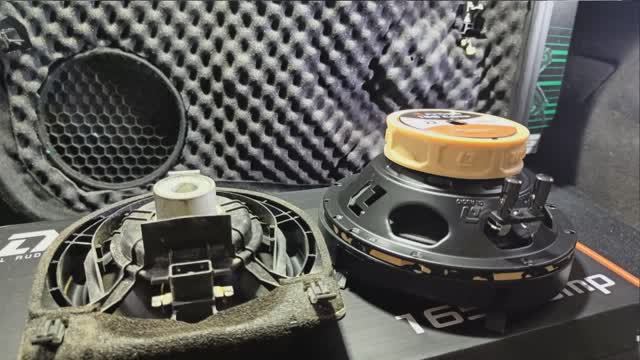 Замена штатной акустики Honda Accord 7 на компонентную DL Audio Python Comp смотреть онлайн