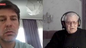 Одни молчат от непонимания, другие - слишком все хорошо понимают, и поэтому молчат...