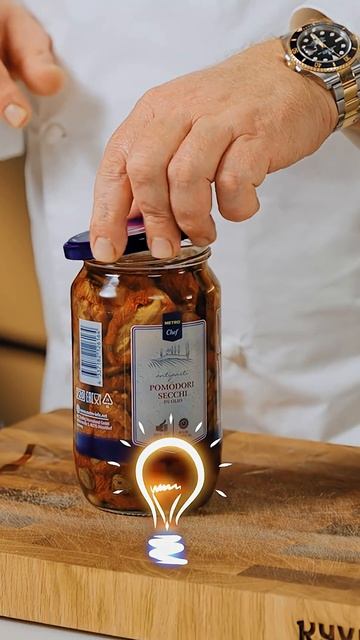 Как использовать масло вяленых томатов?