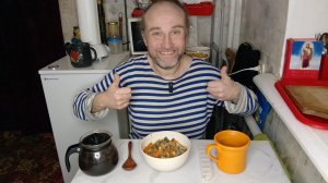 обед с Рыжулей. глядишь вырастет норм. человеком. мукбанг. обжор. еда на камеру. диета. шизофрения.