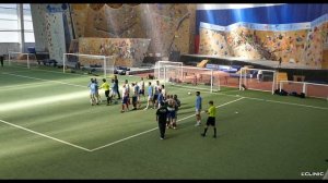 Момент с красными.