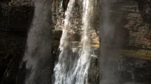 Водопад-громадина Великан: сила, мощь, красота. Замедленная съёмка