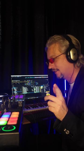 Сортируем плейлист невесты