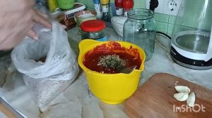 Делаю соус к мясу.