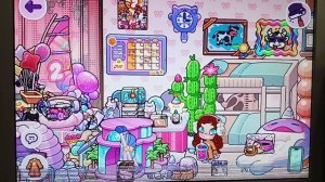 Все распаковывают подарки от Аватар ворлд . Аватар ворлд