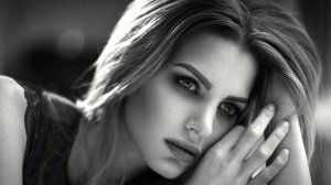 ПРИДУМАННАЯ ЛЮБОВЬ - ЕЛЕНА КАРПУК