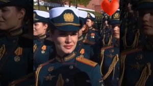 Русские девчонки лучшие в мире. Парадный расчёт девушек Армии России