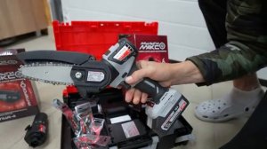 УПЛЫЛ ОТ ВСЕХ И НАШЁЛ ЛОГОВО ГОЛОДНЫХ ЩУК! Осенняя рыбалка на спиннинг 2025