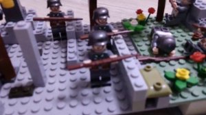 советы атакуют вражеские окопы Лего