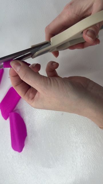 Клевер из креп-бумаги своими руками  #diy #творчество #pinterest #handmade