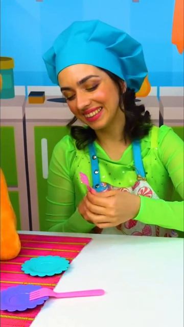 Готовим шарлотку с пони Пинки Пай 🍎 играем и готовим #длядетей #игрушкидлядевочек #пони