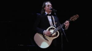 Дмитрий Швед - Романс Н.Зубова "Не уходи"