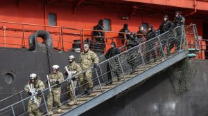 Поймать диверсанта на льду: как работают морские подразделения Росгвардии