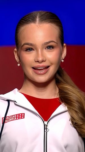 Песня – символ любви к России, нашей Родине. Welcome to Mama Russia прозвучала на неделе моды!