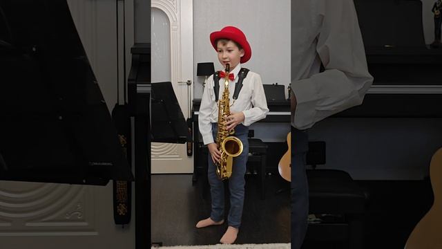 Ария, Менуэт, Детская песенка, Песенка, Старый дом