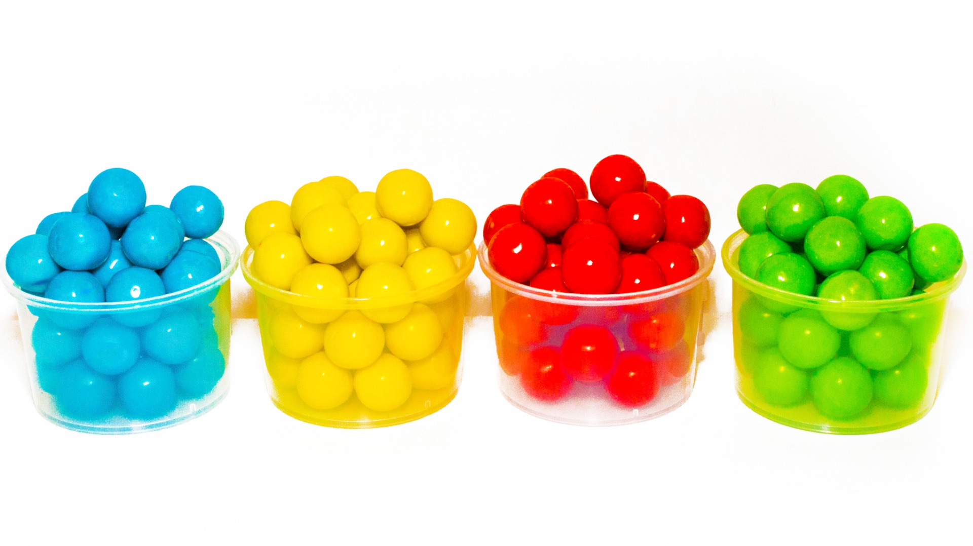 Учить Цвета СЮРПРИЗЫ из РАЗНОЦВЕТНЫХ Шариков с ИГРУШКАМИ Фиксики Маша и Медведь и другие