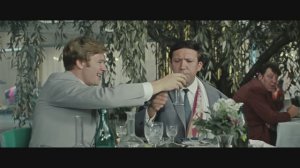 После первой не закусывают! Фрагменты из фильма ″Бриллиантовая рука″. 1968 г.