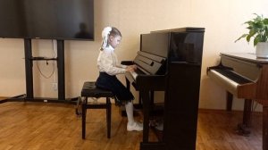 1000003593.mp4 П.И.Чайковский. Новая кукла