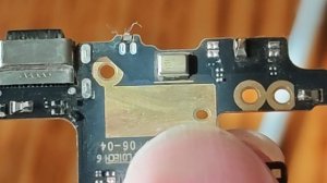 18 часть... Грязь на микрофон редми нот семь, нижняя плата...