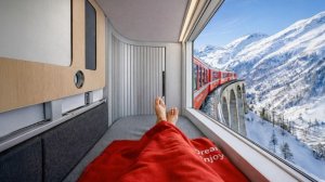 Я прокатился в капсульных отеле поезда через Австрийские Альпы.