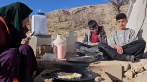 262ч.Кочевой образ жизни: строительство пещер и выпечка хлеба в горах