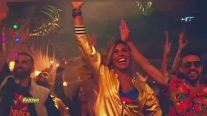 ДЕВУШКА ГАДАЕТ НА ЛЮБОВЬ. Ремикс