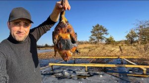Экстремальная постройка пирсов, на тонком льду. Сделал рыбацкое супер мест Запек качку в фольге