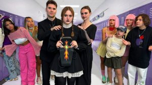 СТРАННЫЕ РОДИТЕЛИ В КАМПУСЕ! АМИНА НЕ ВЕРИТ ИМ! ЛУЗЕР ОСТАЛСЯ ОДИН…