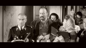 Луи Де Фюнес и оперный певец в фильме «Жанда́рм из Сен-Тропе́»