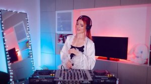 Yuna Gerto - Afro Melodic House   DREAMY DJ Set