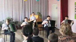 "Ой, лопнул обруч", ансамбль баянистов "Гармония"