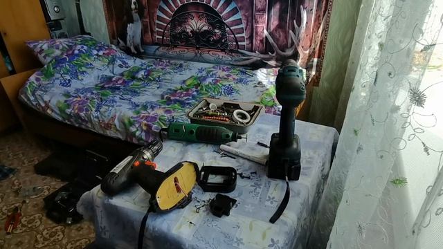 Переделка старого шуруповерта под новый аккумулятор.