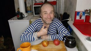 завтрак с Рыжулей. важное обращение/правда или нет? мукбанг. обжор. еда на камеру. диета. шизофрения