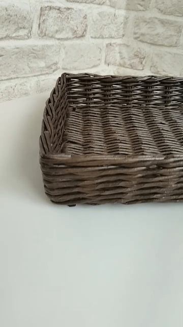 Плетеный поднос