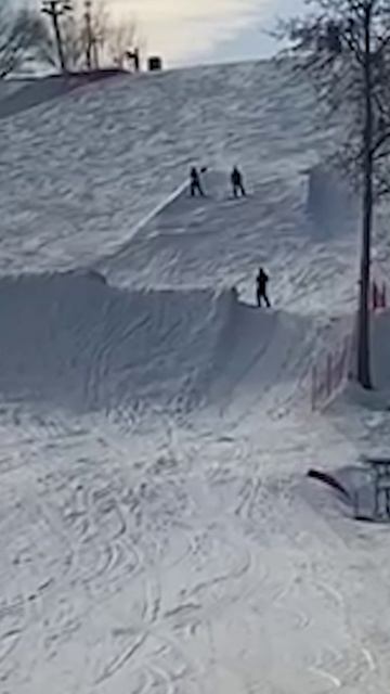 Двигал на районе